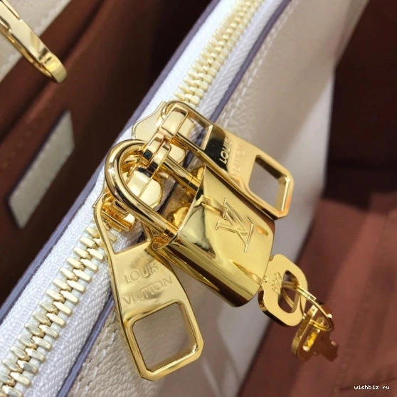 WIS MONTAIGNE MM LOUIS VUITTON 0714
